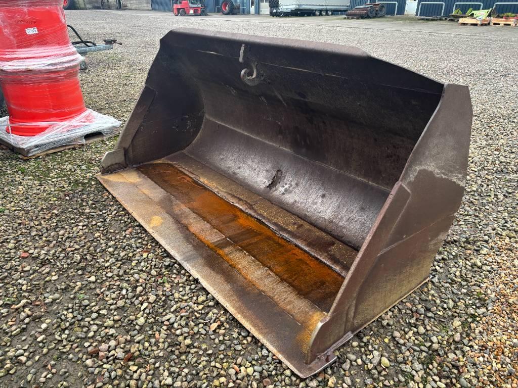  Skovl - Jordskovl 2,7 m Jordskovl 2,7 meter - Volv Buckets