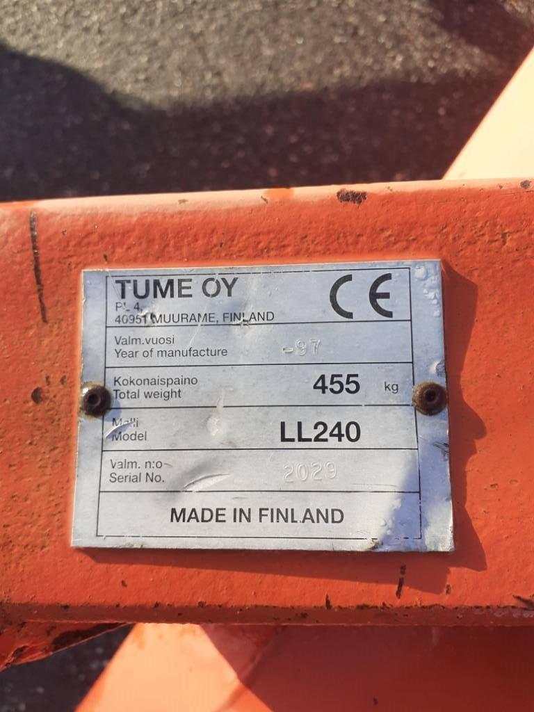 Esko 240 lumilinko Spazzaneve