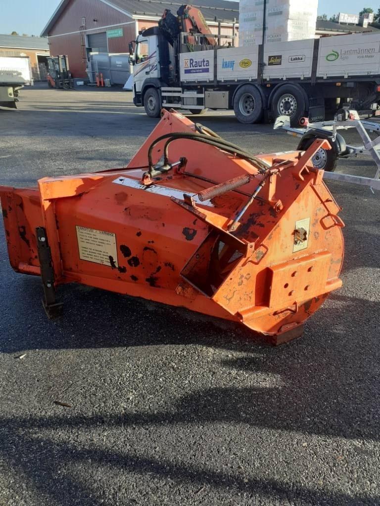 Esko 240 lumilinko Spazzaneve