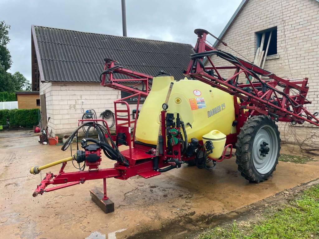 Hardi Ranger 2500 Trailed sprayers