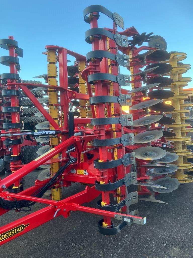 Väderstad CarrierXL525 Disc harrows