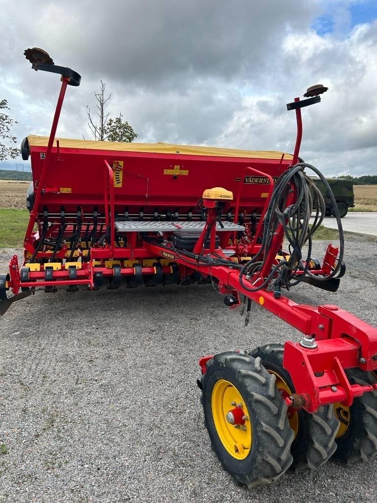 Väderstad Rapid400C Kombisåmaskiner