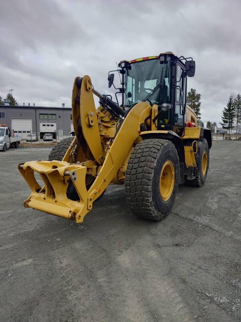 CAT 926 M Pale gommate