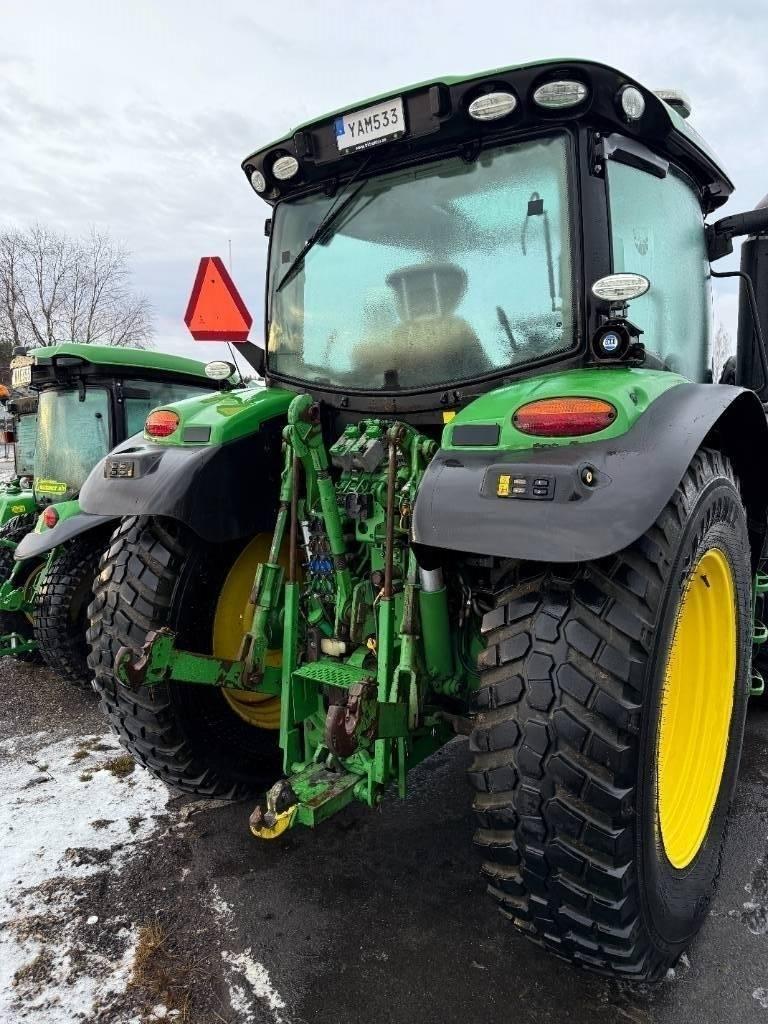 John Deere 6130 R Traktorer
