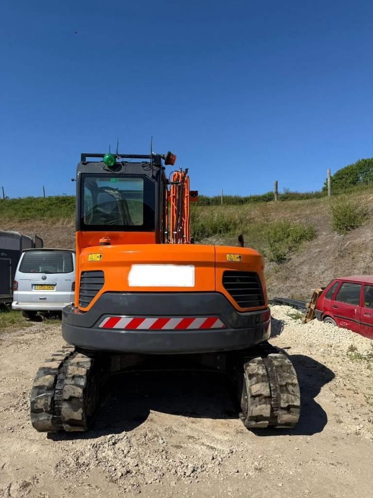 Doosan DX 85 R-3 Midi excavators  7t - 12t