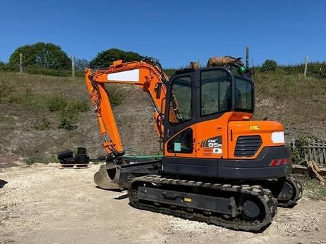 Doosan DX 85 R-3 Midi excavators  7t - 12t