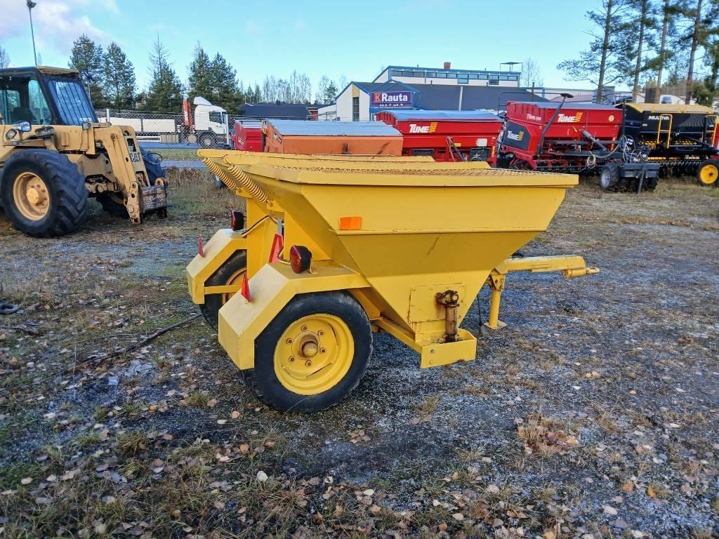  Hiekoitin Hinattava 150cm Spargisabbia e spargisale