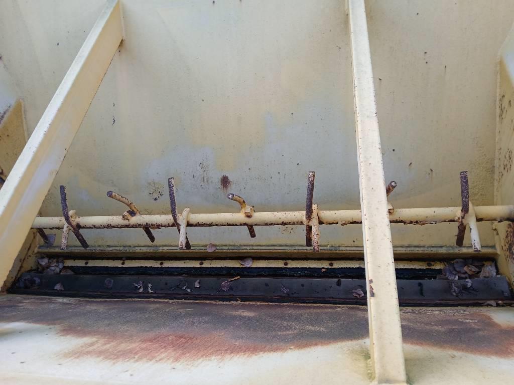  Hiekoitin Hinattava 150cm Spargisabbia e spargisale