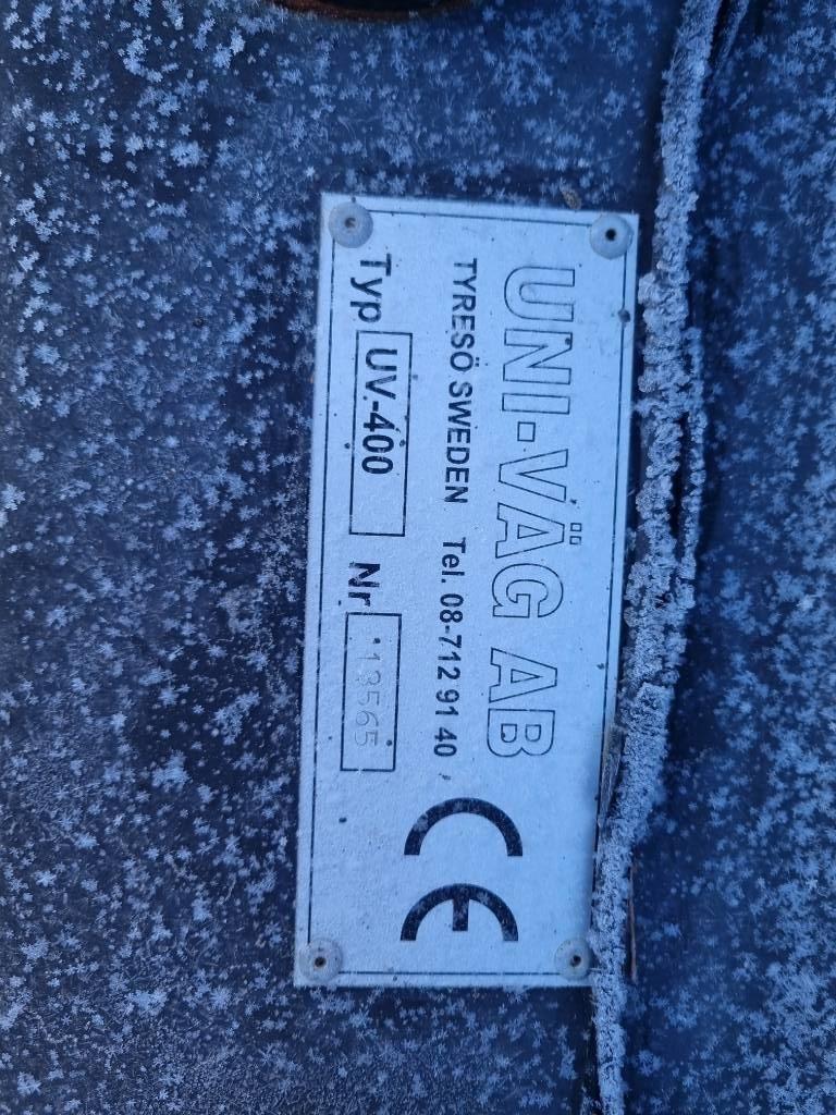 Uni-väg UV-400 Snöplogar