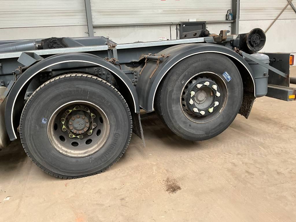 DAF CF 75 Camion con gancio di sollevamento