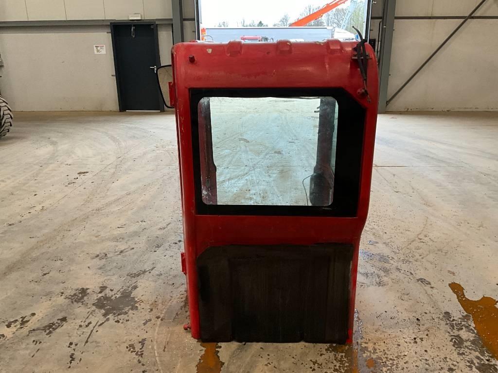 Bobcat E 80 Cabins and interior