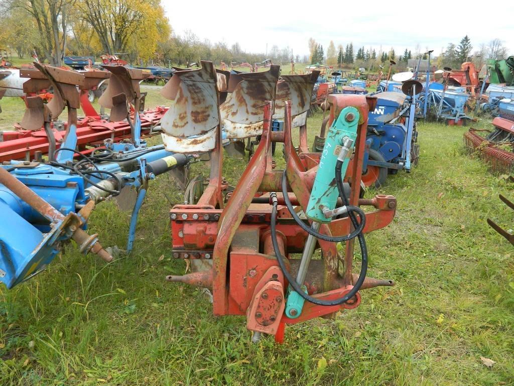 Kverneland 3 Maiņvērsējarkli