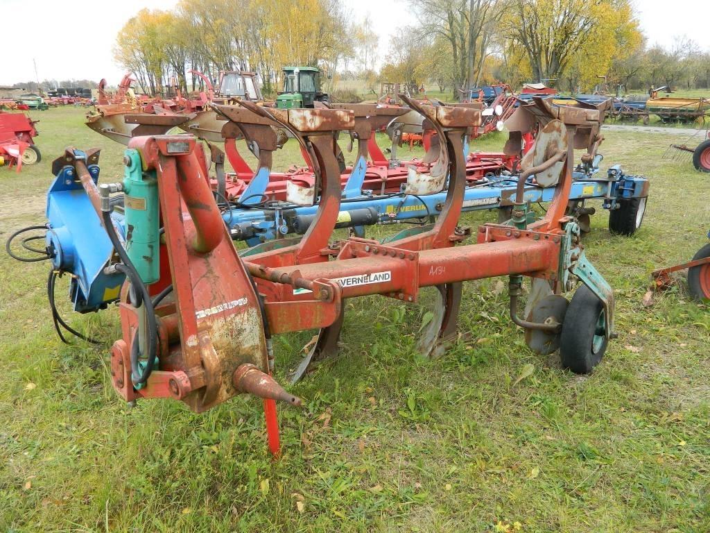 Kverneland 3 Maiņvērsējarkli