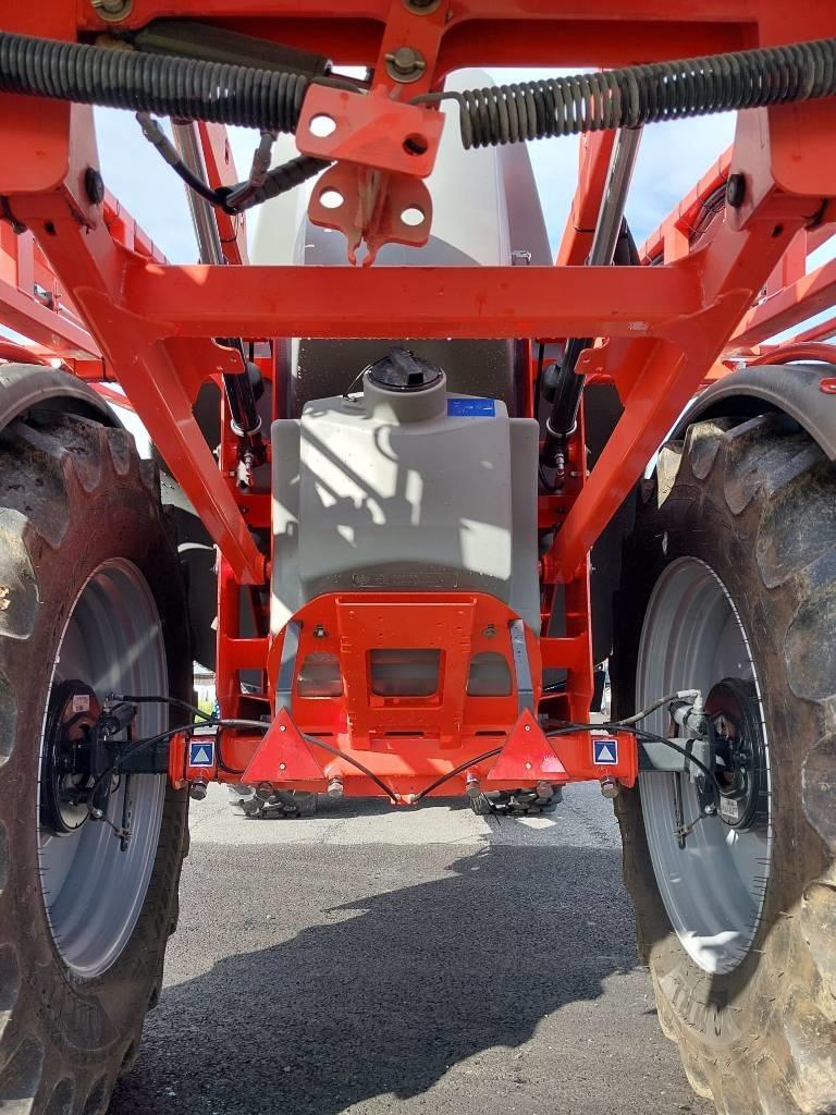 Kuhn Lexis 3000 Anhängespritzen