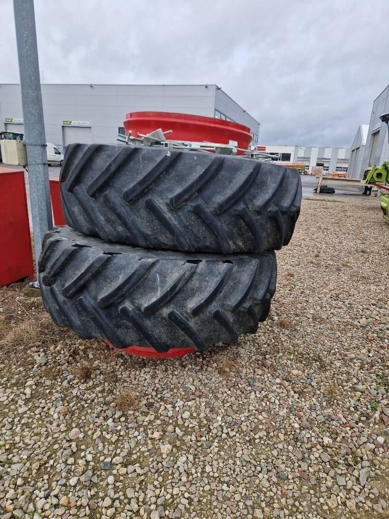Fendt 826 Vario Profi Trattori