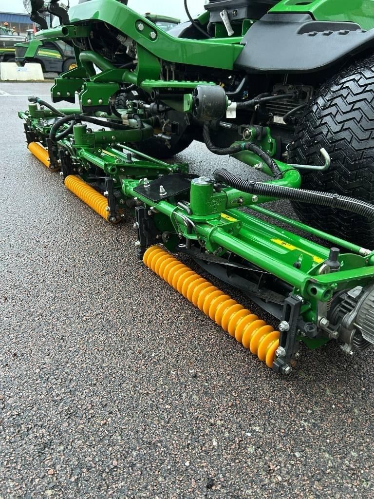 John Deere 7700A e-cut fairwayklippare demokörd Fairway-gräsklippare