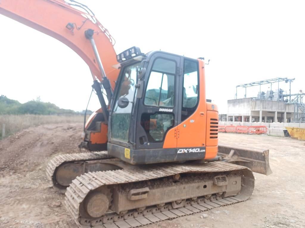 Doosan DX 140 LCR Crawler excavators