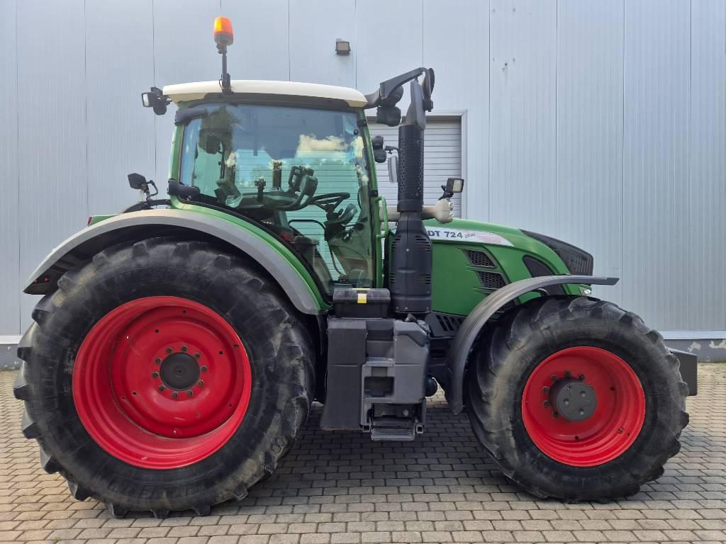 Fendt 724 Vario Traktori