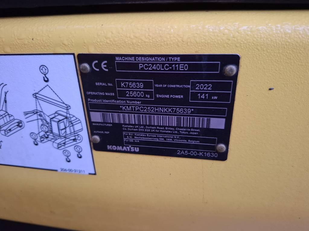 Komatsu PC240LC-11E0 Crawler excavators