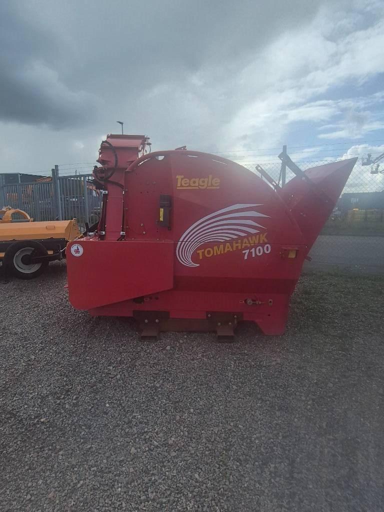 TEAGLE TOMAHAWK 7100SC HALMSNITTARE Balsnittare, rivare och upprullare