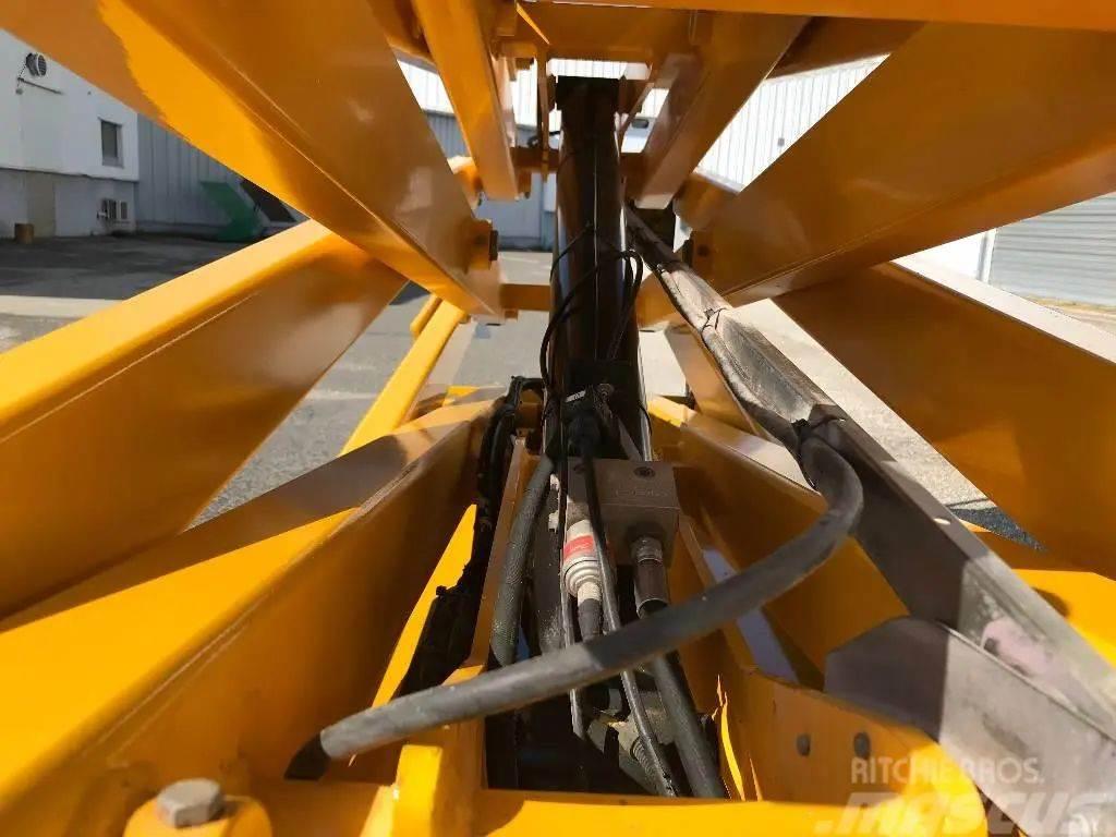 Haulotte Compact 10 Scissor lifts