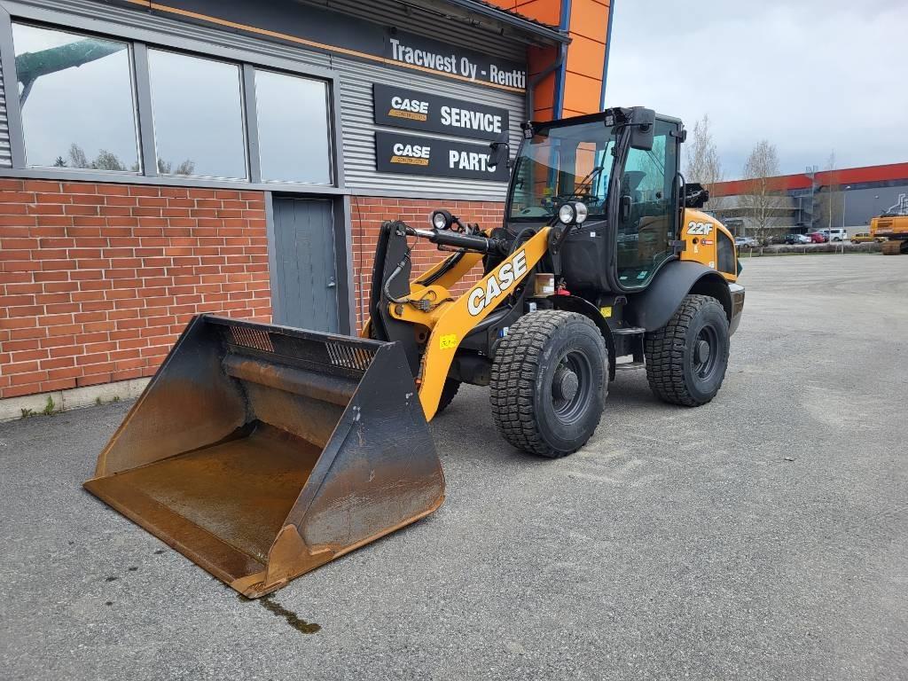 CASE 221 F Pyöräkuormaajat