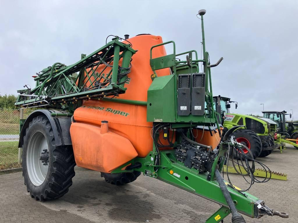 Amazone UX 6200 Super Trailed sprayers