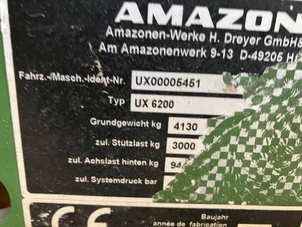 Amazone UX 6200 Super Trailed sprayers