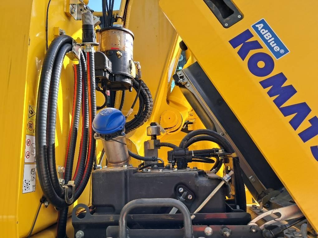 Komatsu PW180-11E0 Wheeled excavators