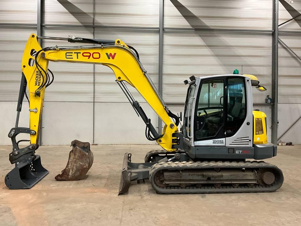 Neuson ET 90 Excavadoras 7t - 12t