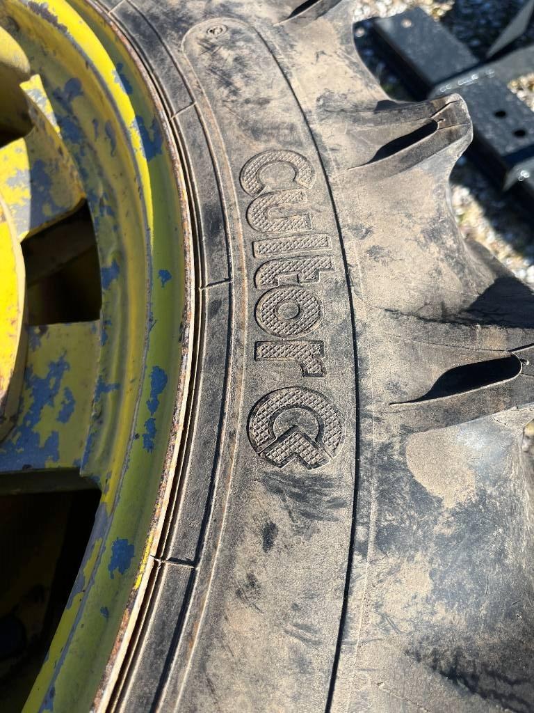 Alliance 230/95-44 / 8.3-32 Altri accessori per trattori