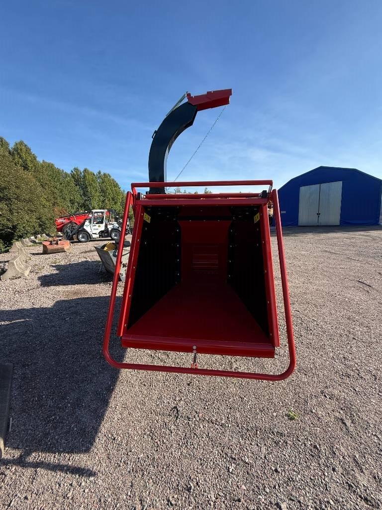 Farmi Forest CH27 Kompakttraktorer