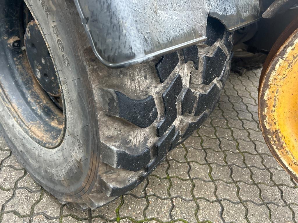 Hydrema M1600C Rail2 Gravemaskiner på hjul