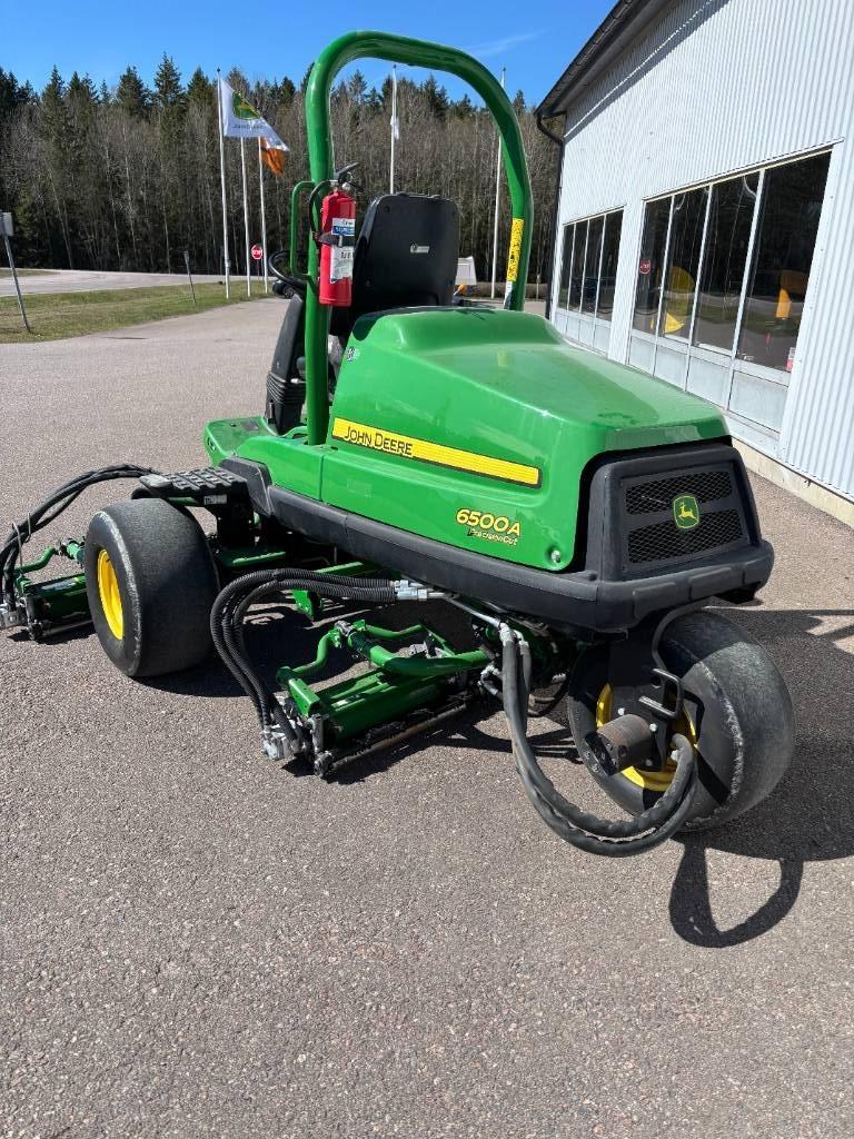 John Deere 6500 A PrecisionCut Åkgräsklippare
