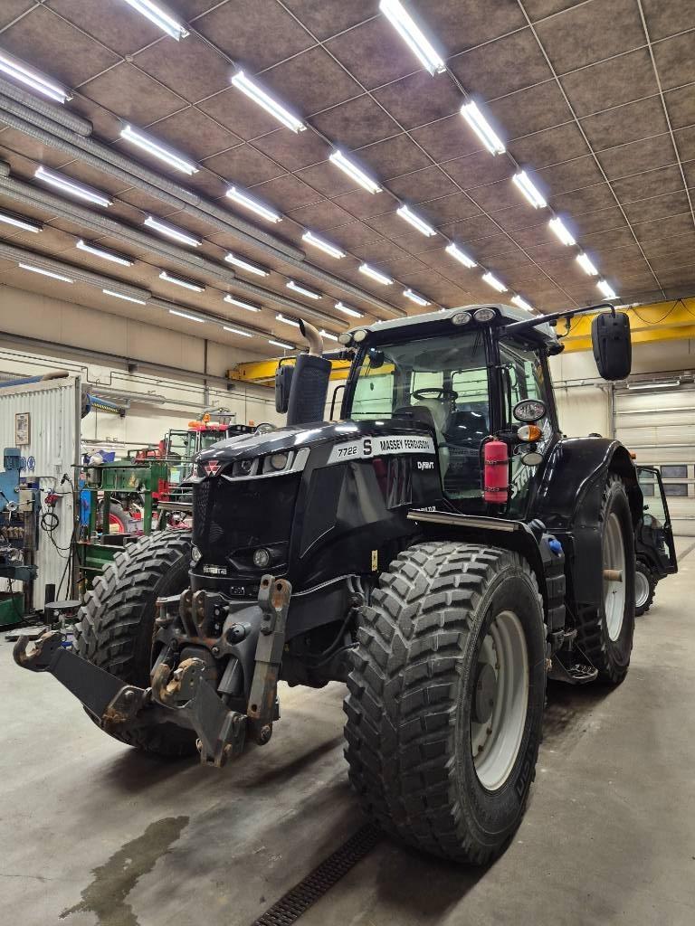 Massey Ferguson 7722 Traktorer
