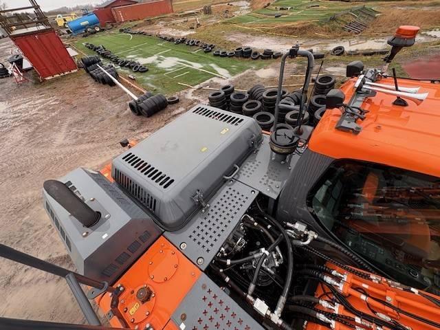 Doosan DX 235 LC-5 Bandgrävare