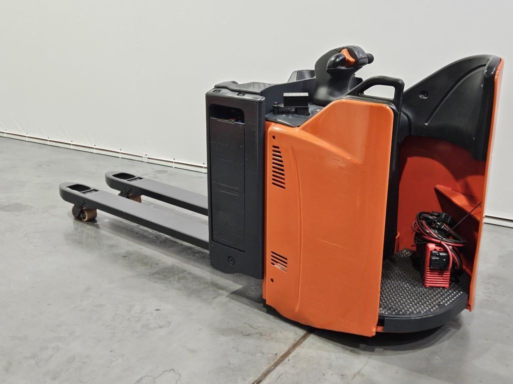 Linde T20SP Elektriniai šakiniai krautuvai