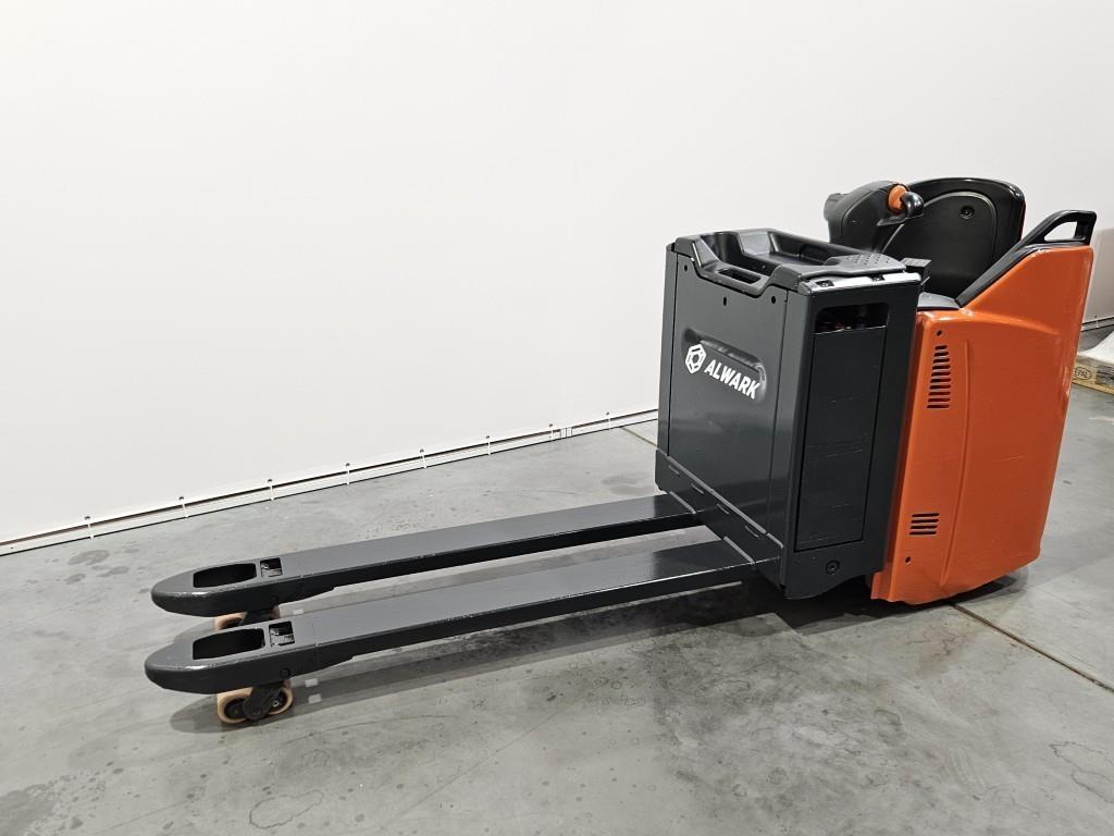 Linde T20SP Elektriniai šakiniai krautuvai