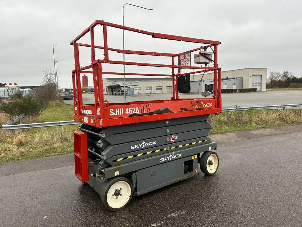 SkyJack SJ III 4626 Saxliftar