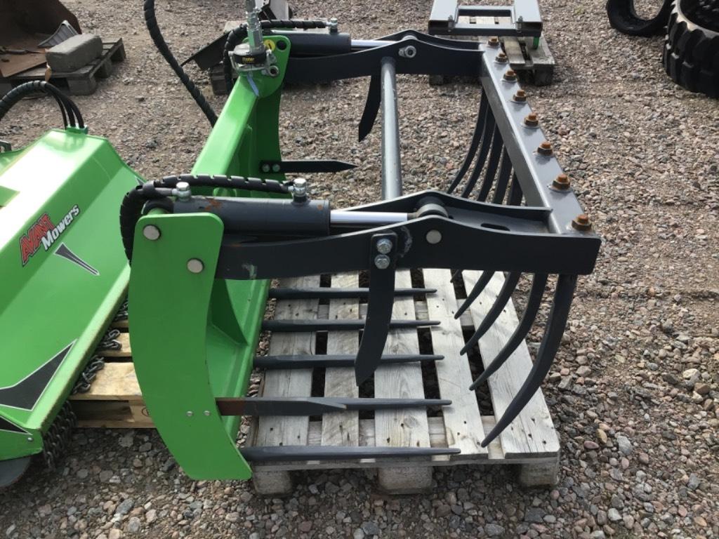 Avant Fodergrep Front loader accessories