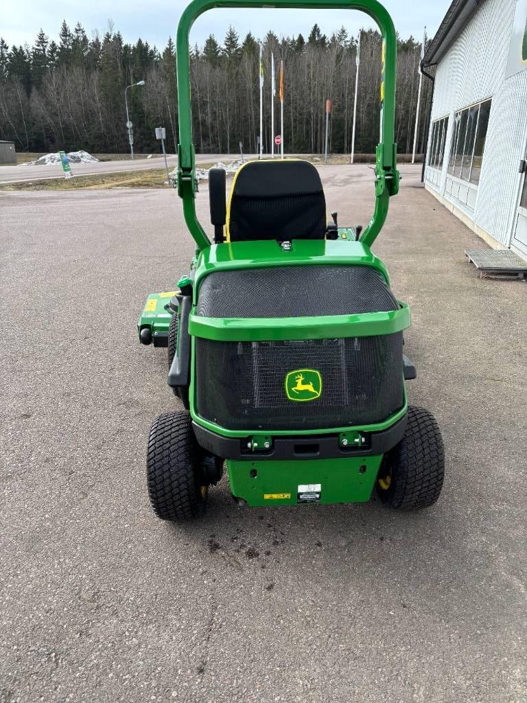 John Deere 1570 Åkgräsklippare