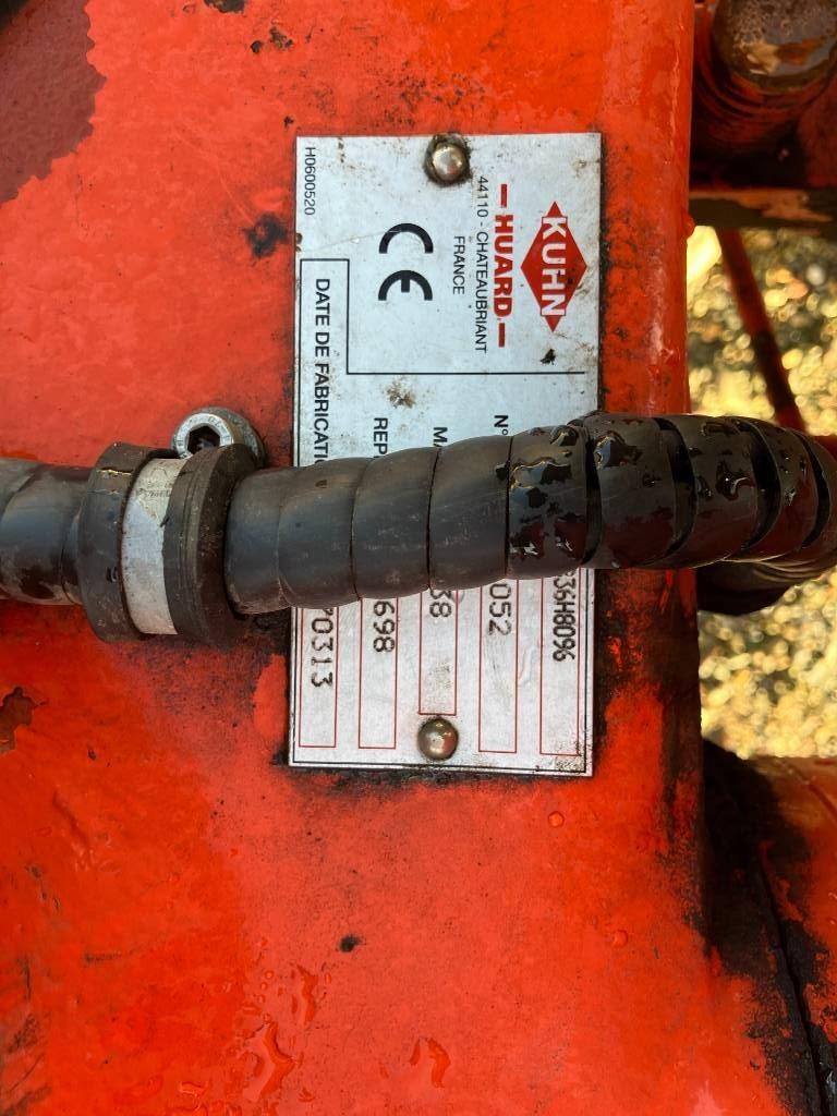 Kuhn Vari-Master 183 Reversible ploughs