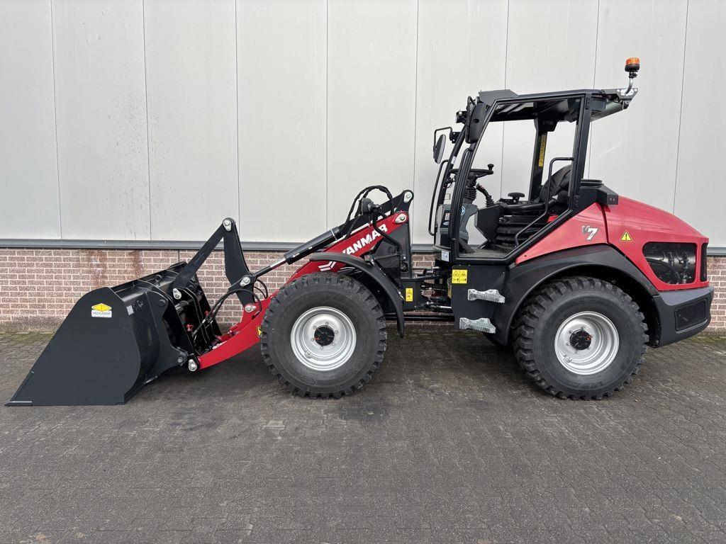 Yanmar V7 Canopy Radlader
