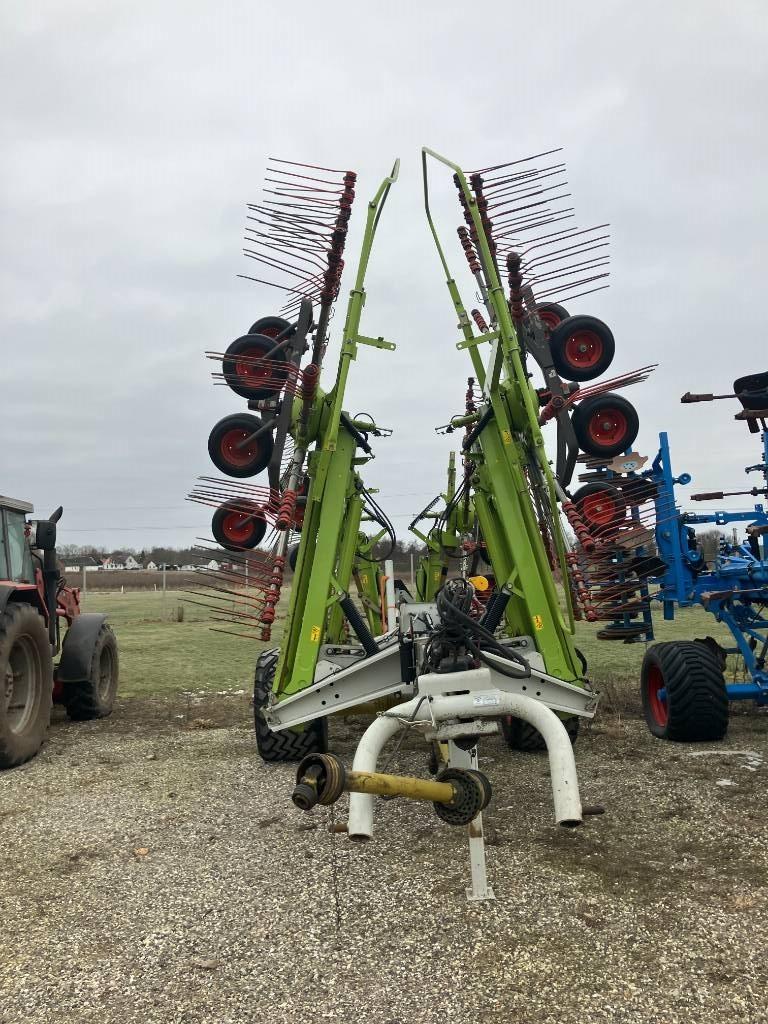 CLAAS Liner 3600 Kreiselheuer/-wender