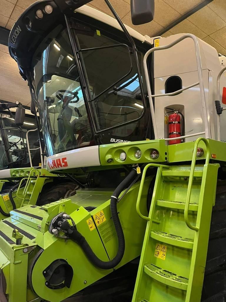 CLAAS LEXION 760 Mietitrebbiatrici