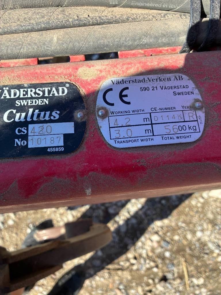Väderstad Cultus420 Cultivators