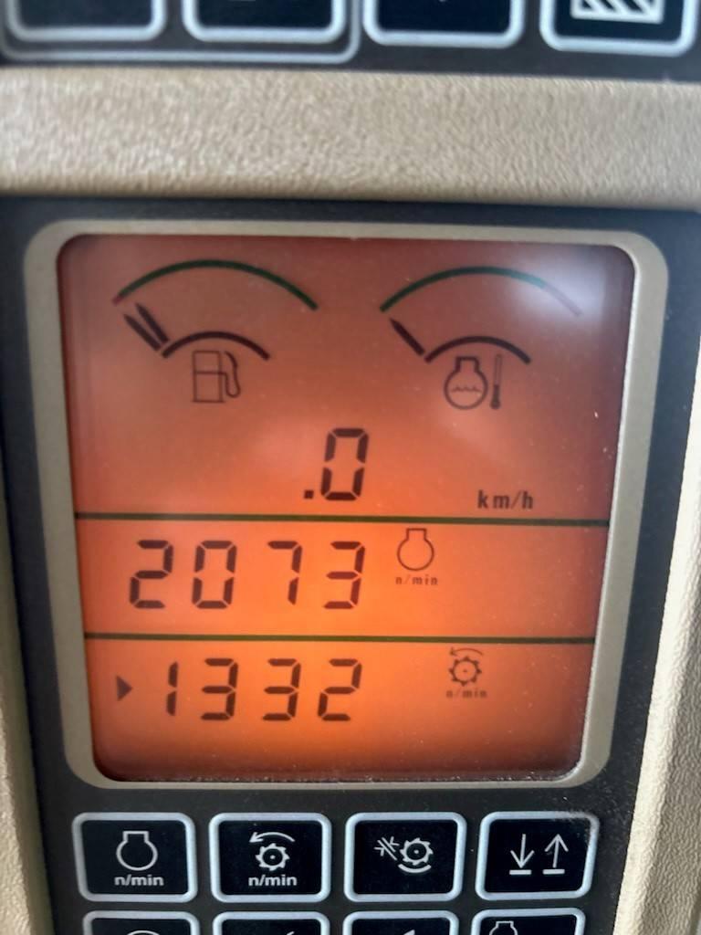 John Deere 9780 i CTS Mietitrebbiatrici