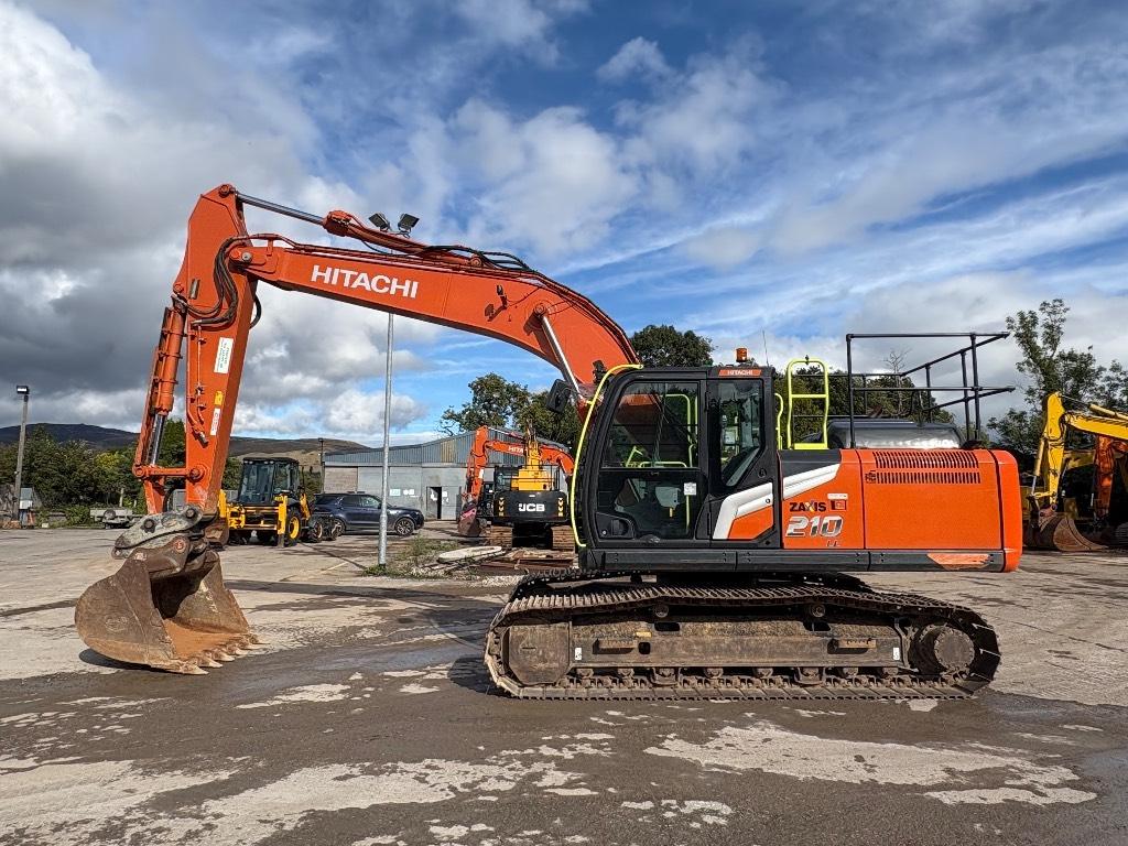 Hitachi ZX 210 LC-7 Escavatori cingolati