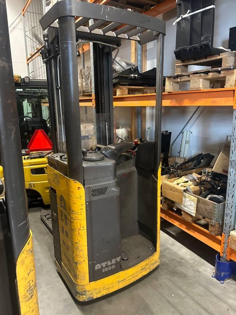 Atlet 160SDTFVJN540. Ståstaplare Stand-in stackers
