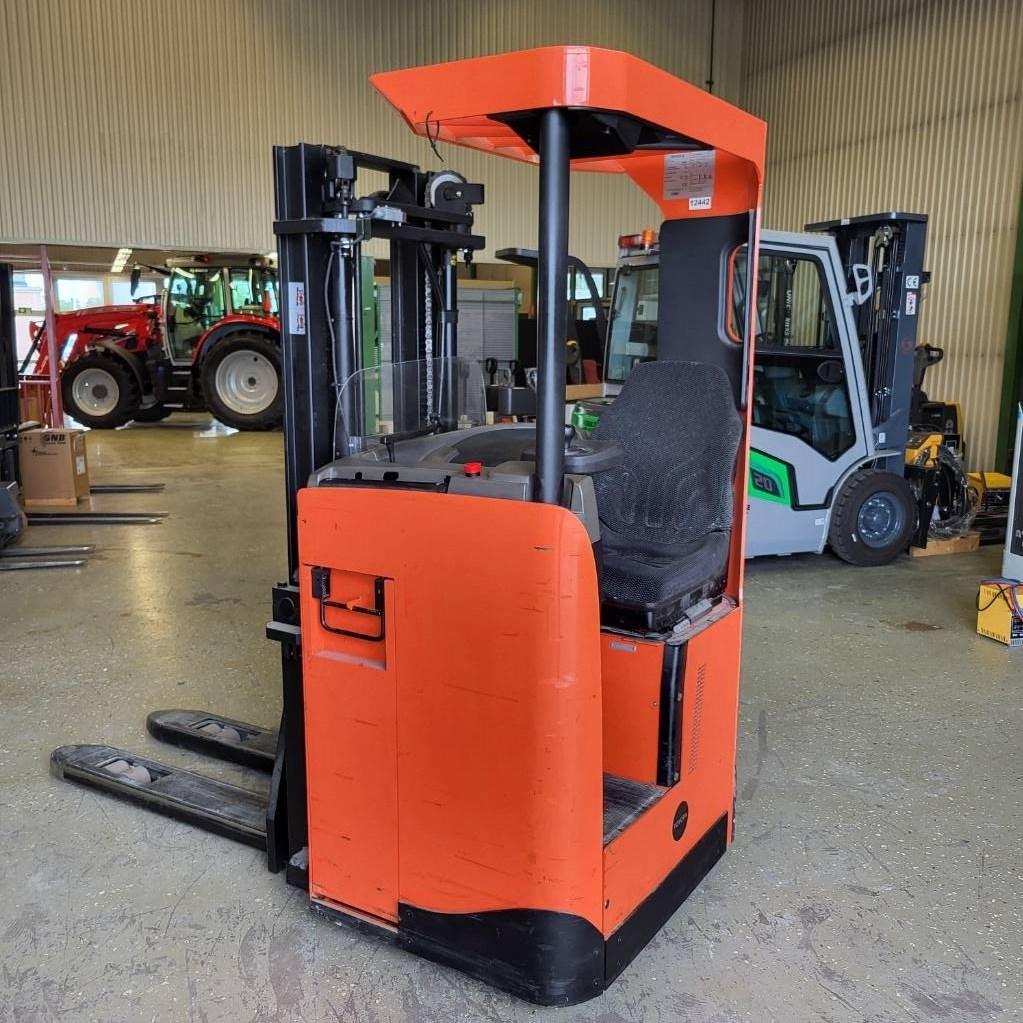 Toyota SRE160 1600 kg 4150 mm HYRKÖP Self propelled stackers